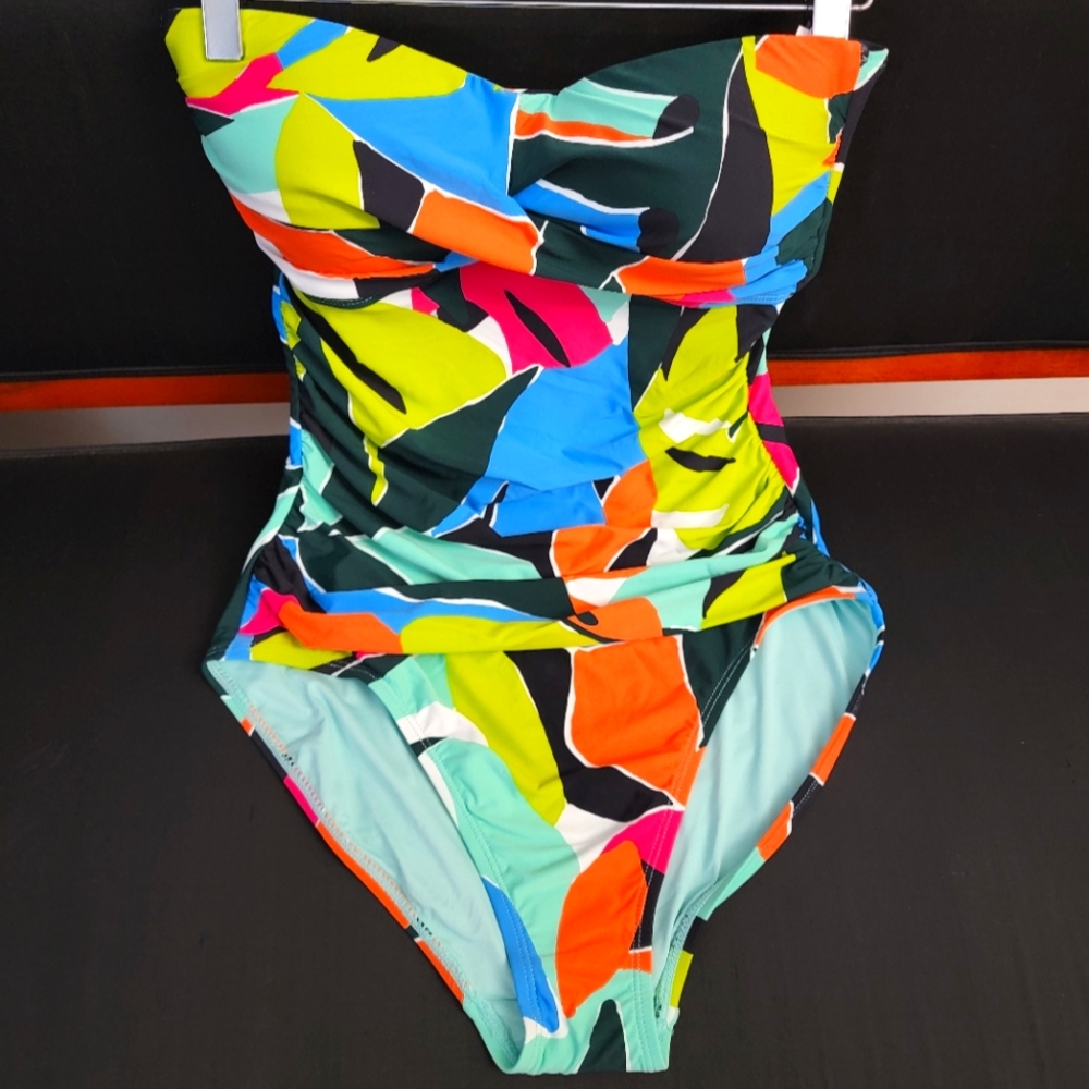 💗 Brand New 💗 Anne Cole Women's Bathing suit - Size 10